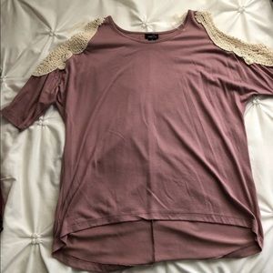 Open shoulder top, half sleeve